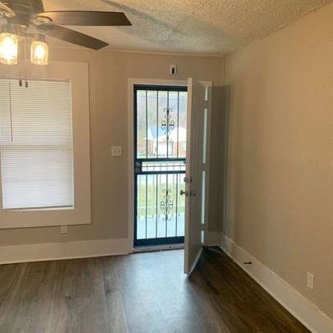 35 E BISCAYNE RD E, Memphis, TN 38109