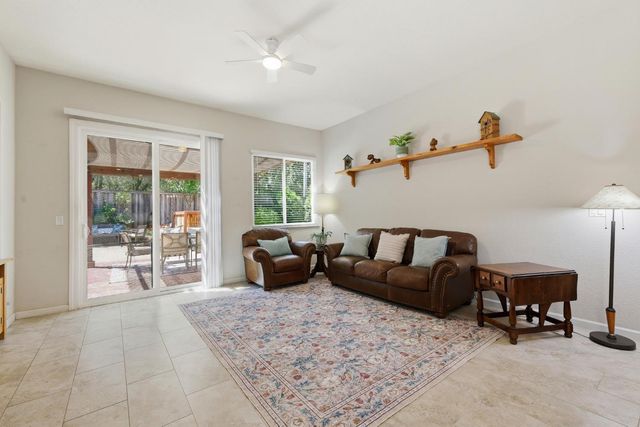 5361 Brookfield Cir, Rocklin, CA 95677