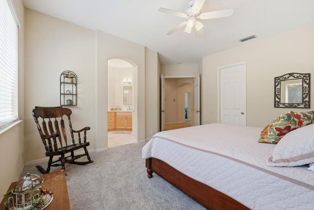 5361 Brookfield Cir, Rocklin, CA 95677