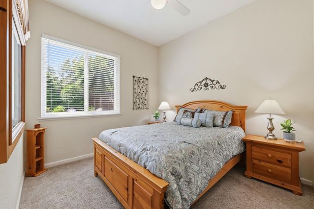 5361 Brookfield Cir, Rocklin, CA 95677