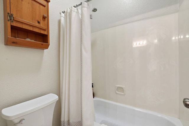 5361 Brookfield Cir, Rocklin, CA 95677