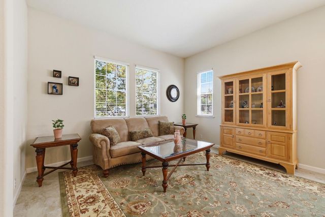 5361 Brookfield Cir, Rocklin, CA 95677
