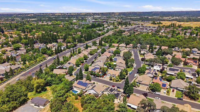 5361 Brookfield Cir, Rocklin, CA 95677