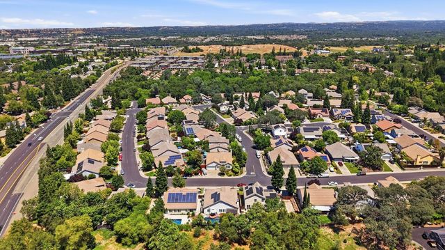 5361 Brookfield Cir, Rocklin, CA 95677
