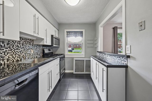 110-B CHERRY PARKE, Cherry Hill, NJ 08002