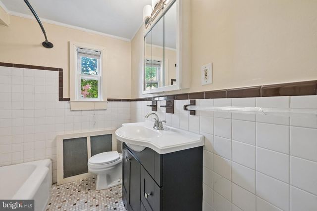 110-B CHERRY PARKE, Cherry Hill, NJ 08002