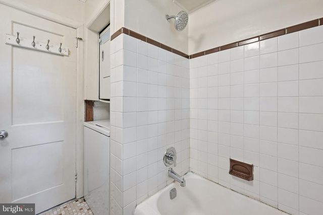 110-B CHERRY PARKE, Cherry Hill, NJ 08002