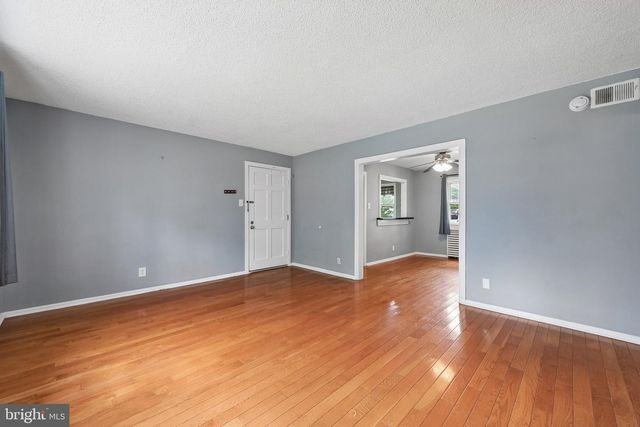 110-B CHERRY PARKE, Cherry Hill, NJ 08002