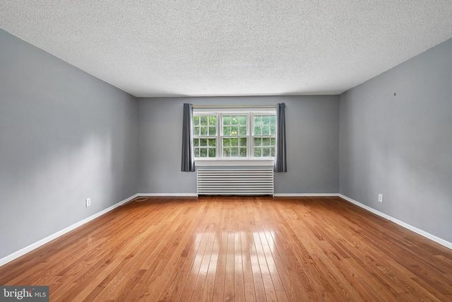 110-B CHERRY PARKE, Cherry Hill, NJ 08002