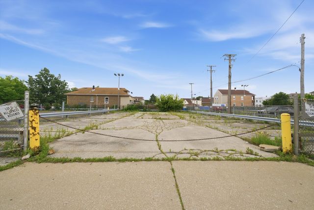 5100-5106 S Richmond Street, Chicago, IL 60632
