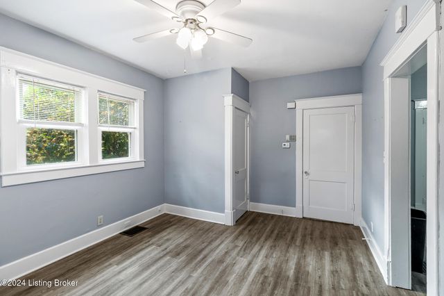 2210 Eastview Ave, Louisville, KY 40205