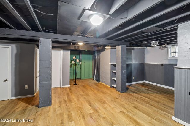 2210 Eastview Ave, Louisville, KY 40205