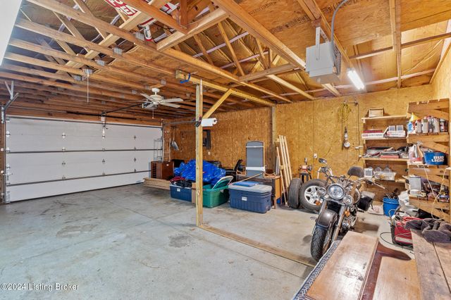 2210 Eastview Ave, Louisville, KY 40205