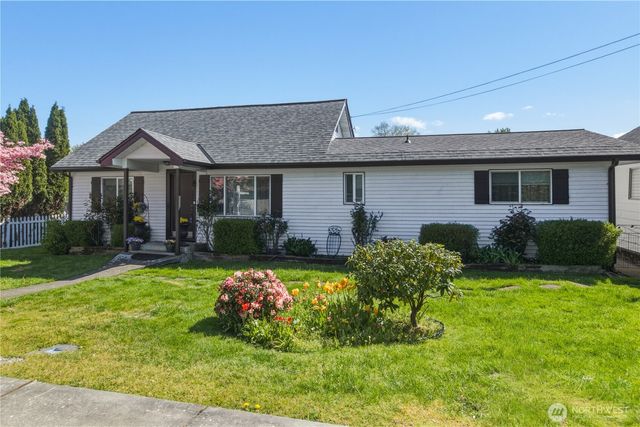322 Milwaukee Boulevard S, Algona, WA 98001