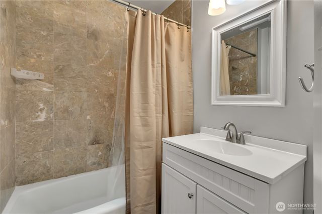 322 Milwaukee Boulevard S, Algona, WA 98001