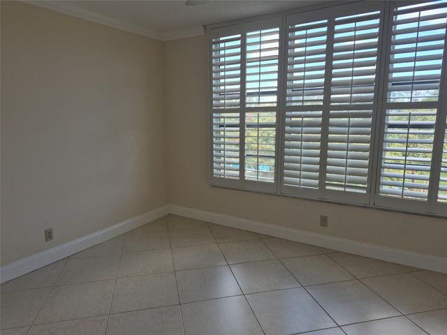 2650 S Course Drive 502, Pompano Beach, FL 33069