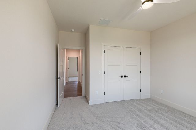 2082 N Unbridled Court, Springfield, MO 65802