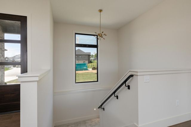 2082 N Unbridled Court, Springfield, MO 65802