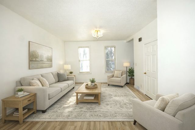 601 Sims Avenue, Saint Paul, MN 55130