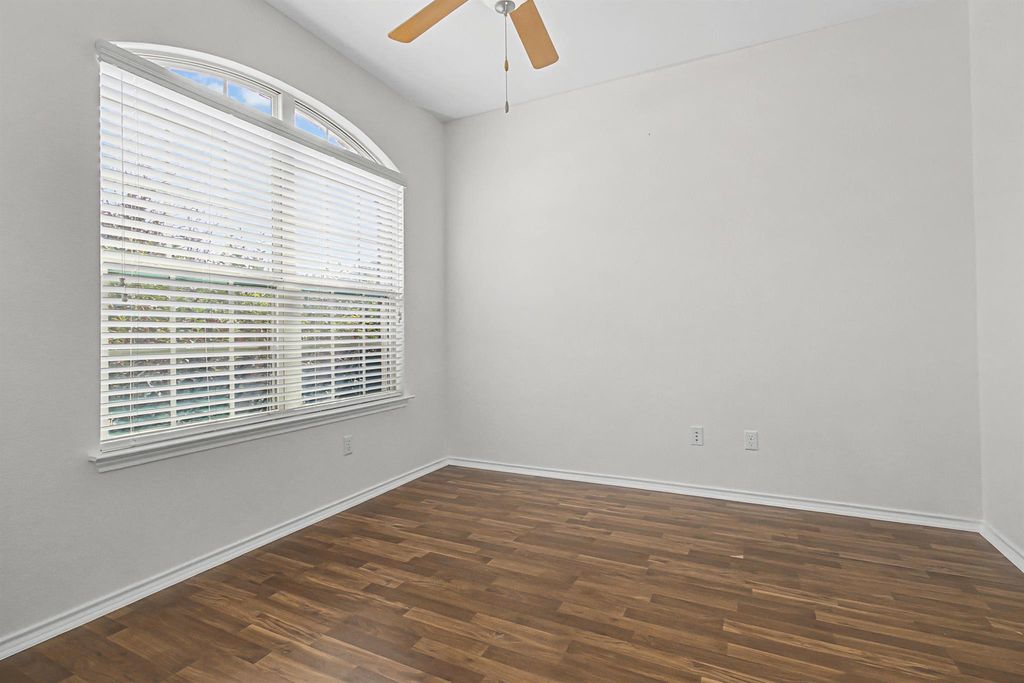 501 Silver TRL, Round Rock, TX 78664