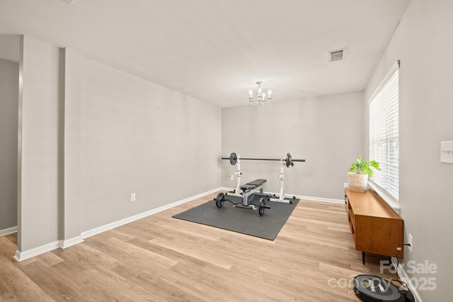 9404 Quilting Bee Lane, Charlotte, NC 28216