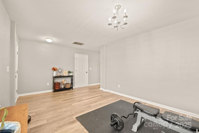 9404 Quilting Bee Lane, Charlotte, NC 28216