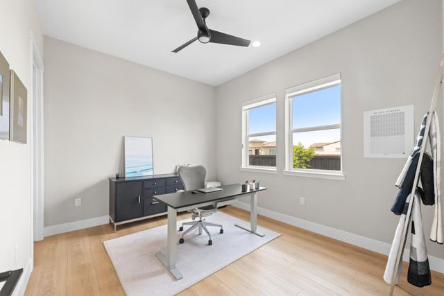 4371 Fox Hollow St, Folsom, CA 95630