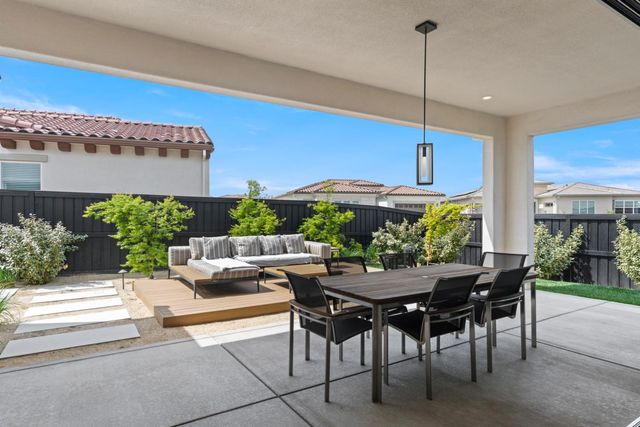 4371 Fox Hollow St, Folsom, CA 95630