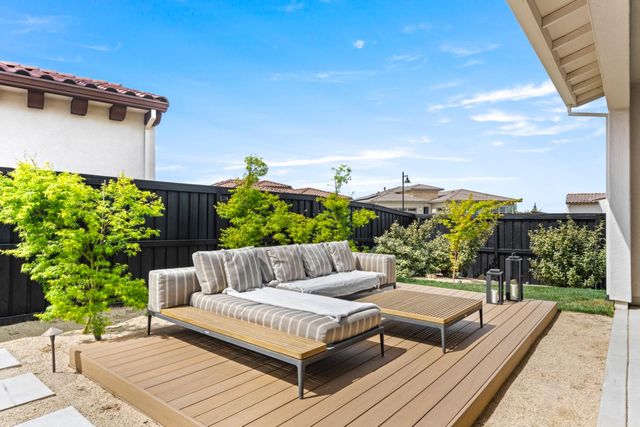 4371 Fox Hollow St, Folsom, CA 95630