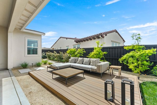 4371 Fox Hollow St, Folsom, CA 95630