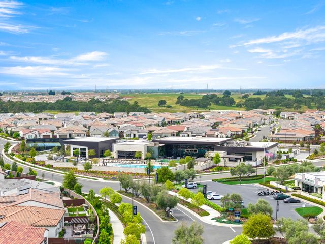 4371 Fox Hollow St, Folsom, CA 95630