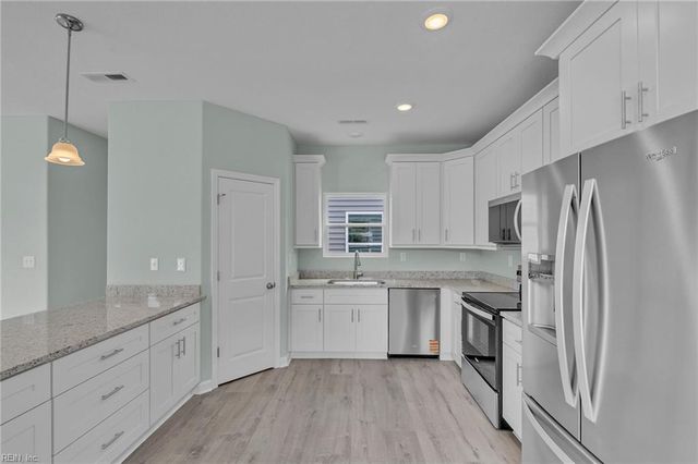 419 A Elcinoca DR, Elizabeth City, NC 27909