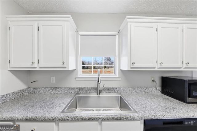 133 Carols Lane, Locust Grove, GA 30248