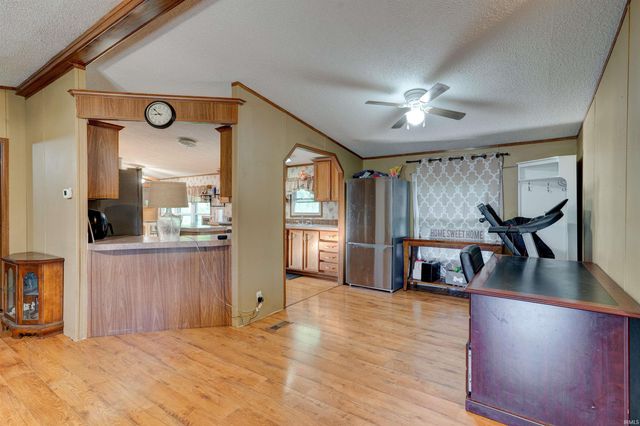 165 E Gentry, Rockport, IN 47635