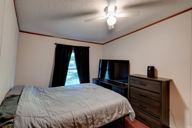 165 E Gentry, Rockport, IN 47635