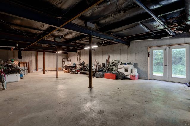 165 E Gentry, Rockport, IN 47635