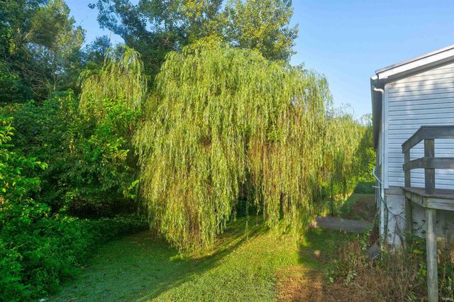 165 E Gentry, Rockport, IN 47635