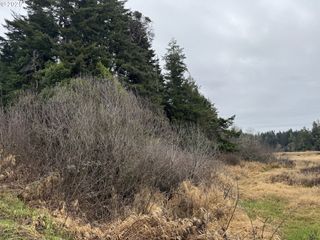 0 Petitt Ln, North Bend, OR 97459