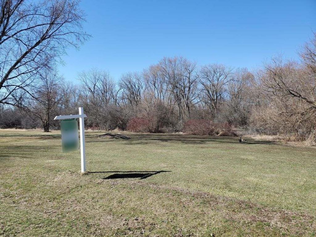 Lot 20 Holiday Drive, Holiday Hills, IL 60051