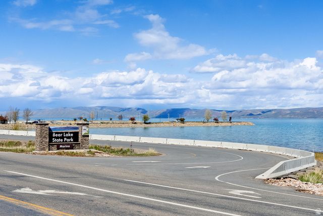 745 N CAMBRY DR, Garden City, UT 84028