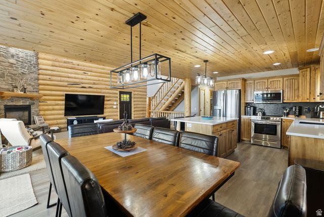 745 N CAMBRY DR, Garden City, UT 84028
