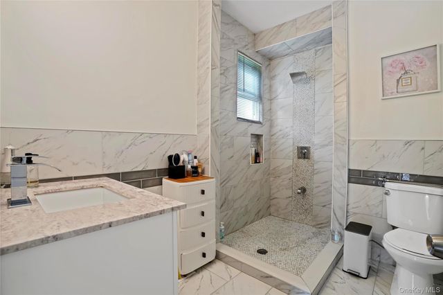 55 Ramsey Avenue, Yonkers, NY 10701