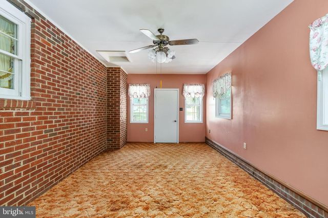 29 EBENEZER CHURCH RD, Stafford, VA 22556