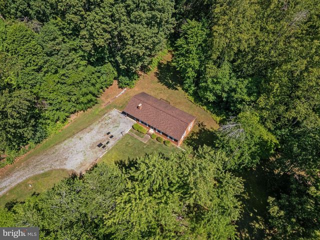29 EBENEZER CHURCH RD, Stafford, VA 22556