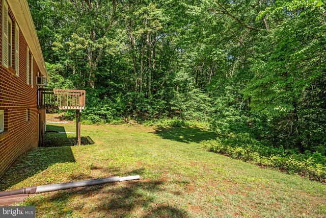 29 EBENEZER CHURCH RD, Stafford, VA 22556