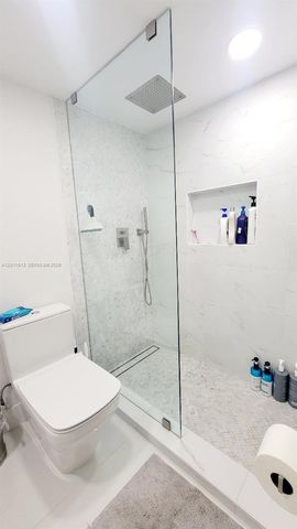 250 Galen Drive 43, Key Biscayne, FL 33149