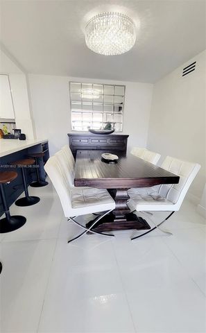 250 Galen Drive 43, Key Biscayne, FL 33149