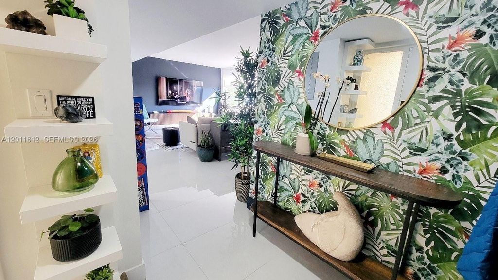 250 Galen Drive 43, Key Biscayne, FL 33149