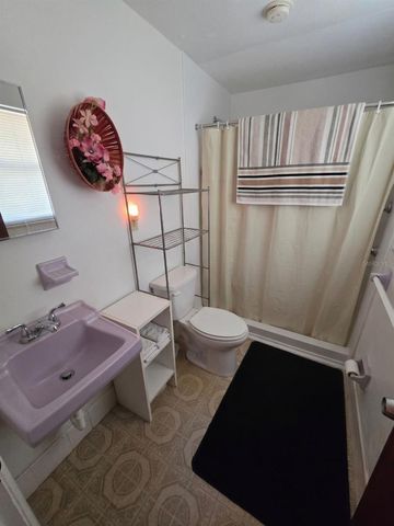 8700 58TH STREET N, Pinellas Park, FL 33782