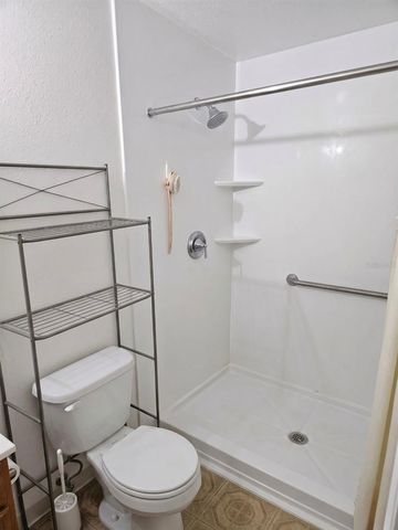 8700 58TH STREET N, Pinellas Park, FL 33782